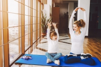 &rlm;"سبب عدم قدرتك على إخراج شخص من تفكيرك، هو أن الشخص ذاته يفكر بك"